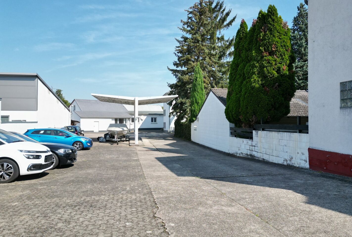 Einfahrt Süd-Seite