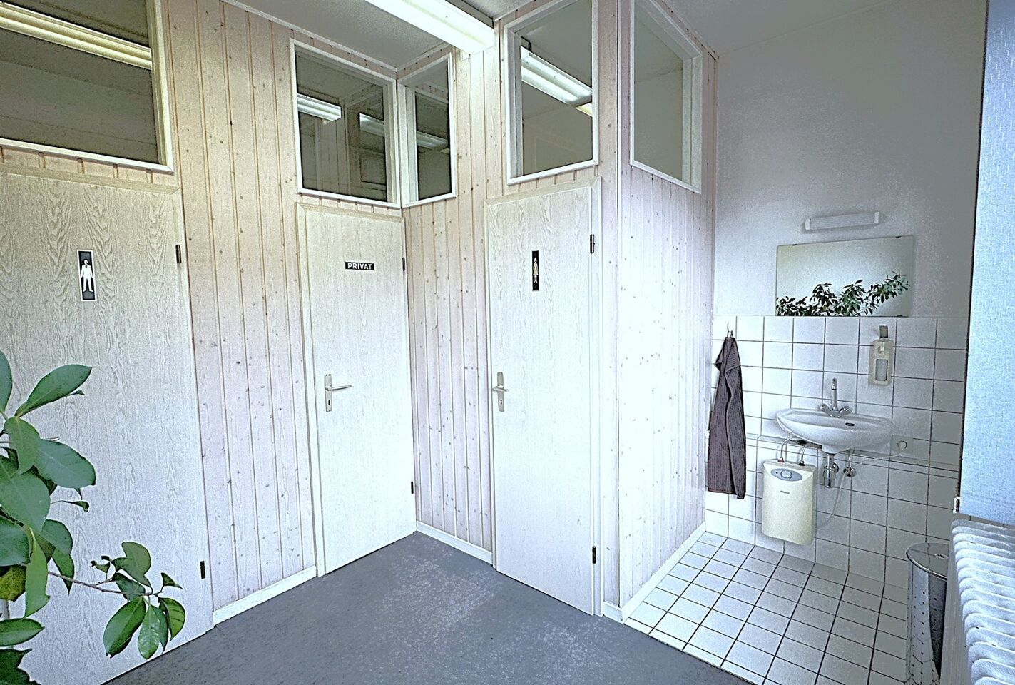 gepflegte WC-Anlage